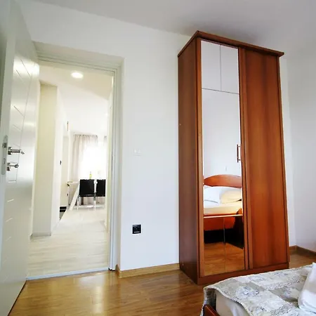 Modern * Trogir